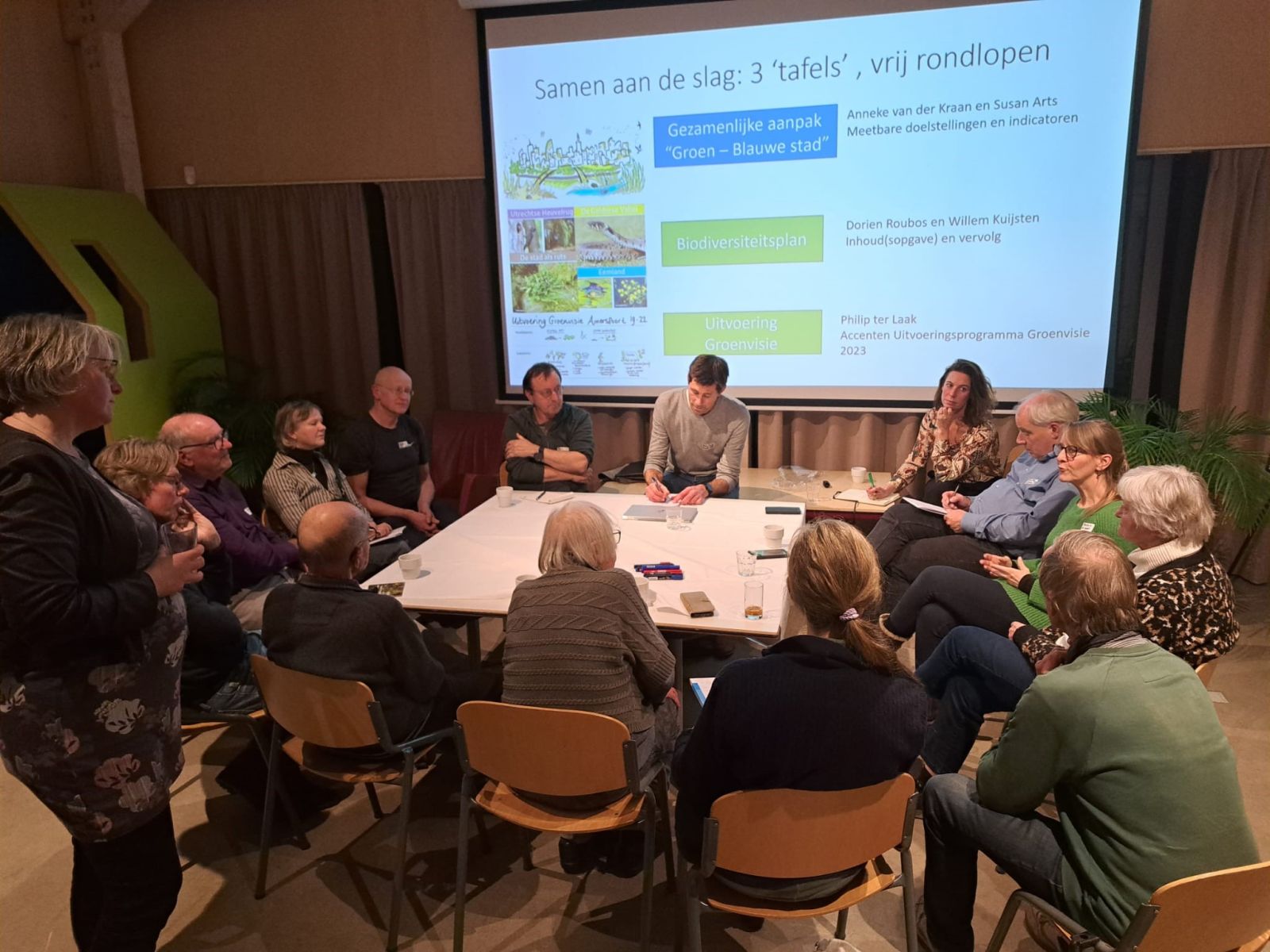 Kringgesprek met aanwezigen tijdens Groenvisie in Vogelvlucht 10.